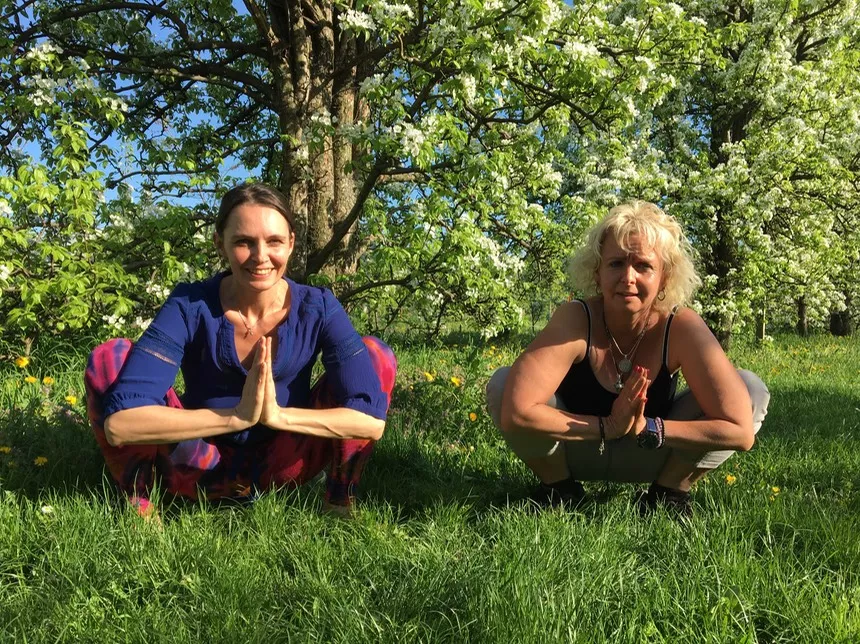 Yoga im Obstgarten| Gärtnerei Jakubek
